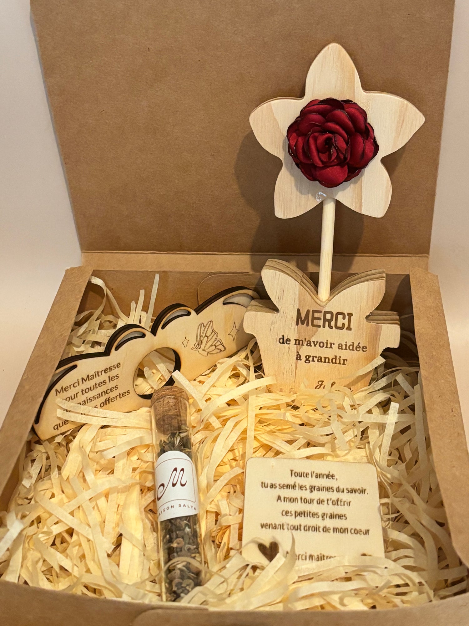 Coffret « Graines de savoir »cadeau maîtresse,Atsem, nounou… personnalisé –